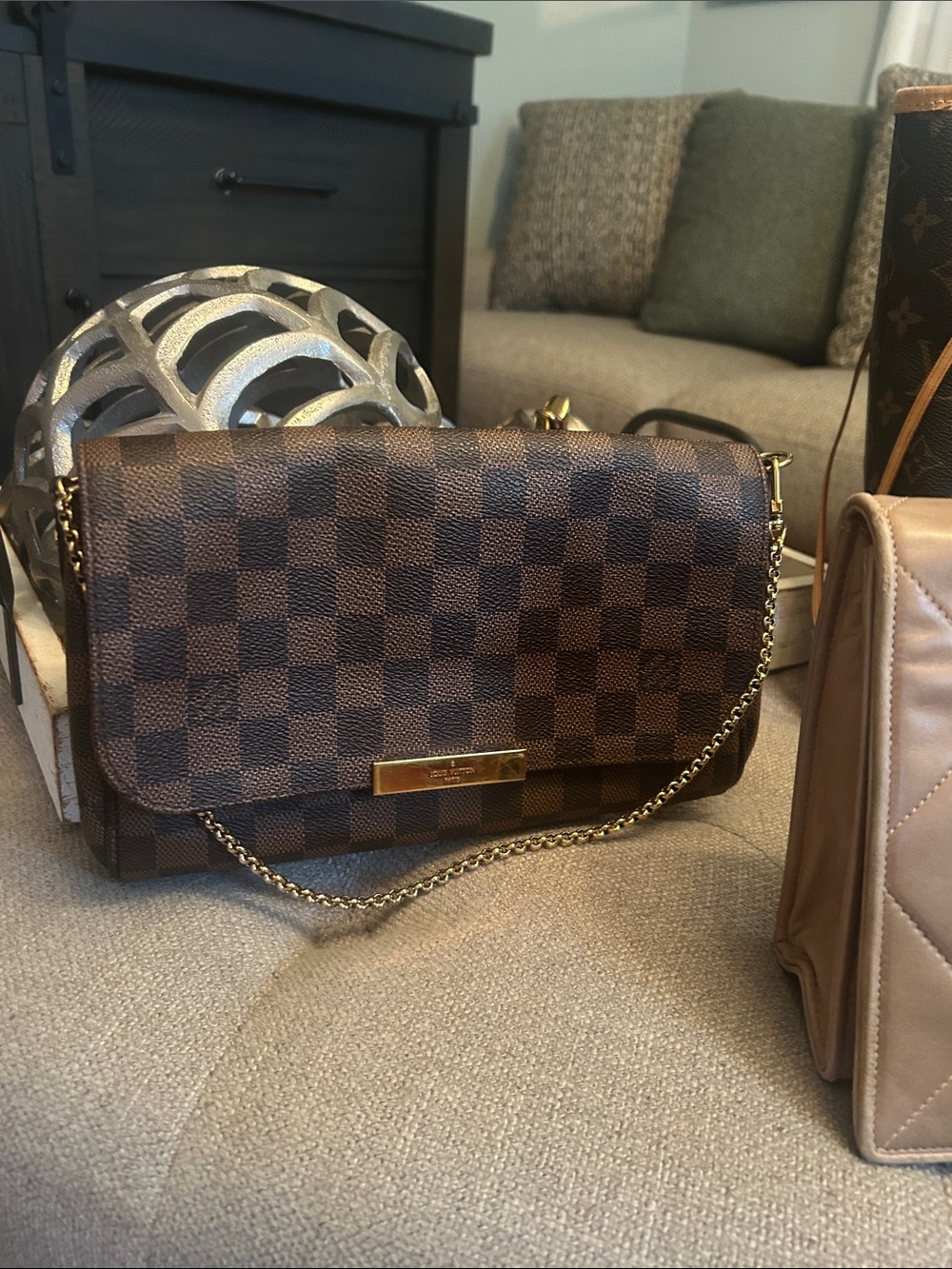 LV MM Mon, Favorite Damier Ebene MM, Vintage classic Chanel bags bundle of 3 - Picture 16 of 17